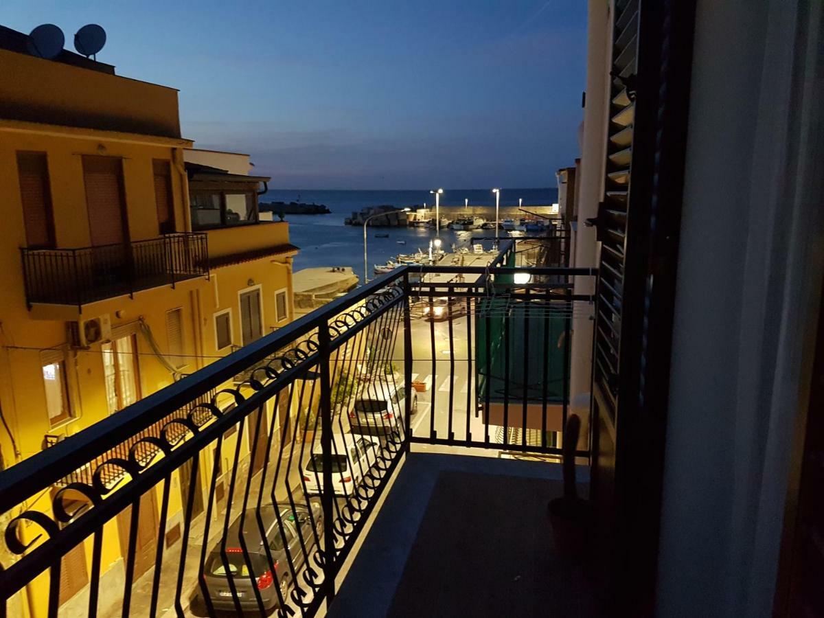 La Rosa Dei Venti Villa Isola delle Femmine Luaran gambar